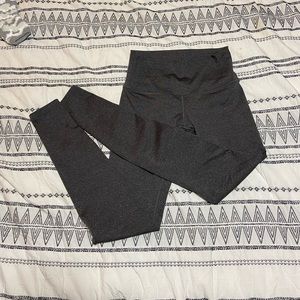 Virus Weightlifting Leggings/Tights